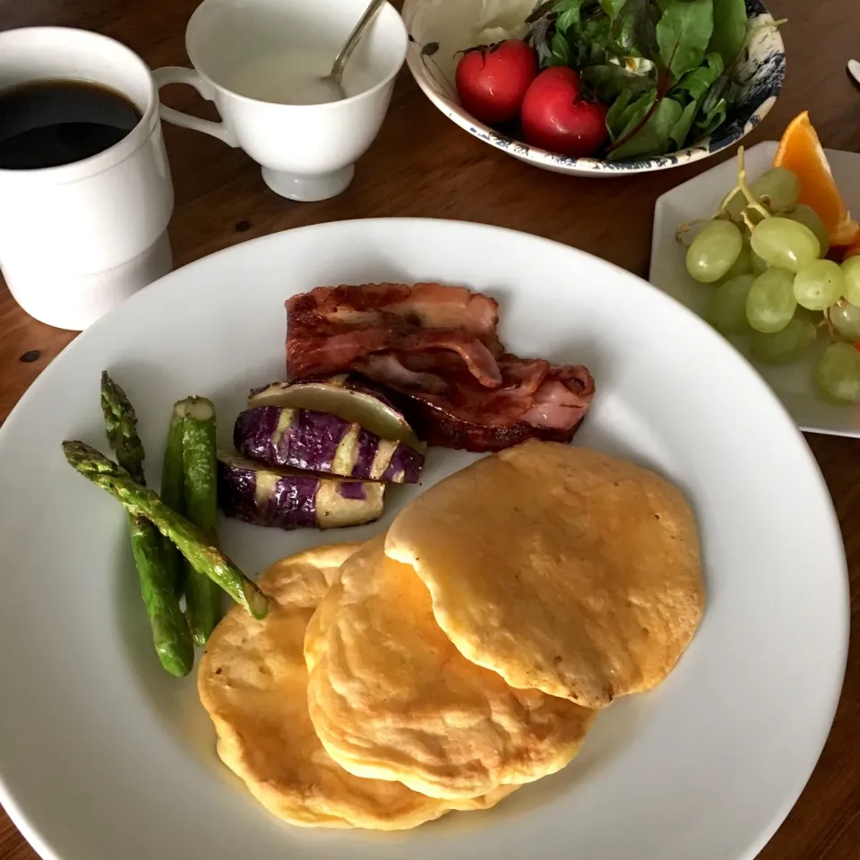 パンケーキの朝ごはん|amさん