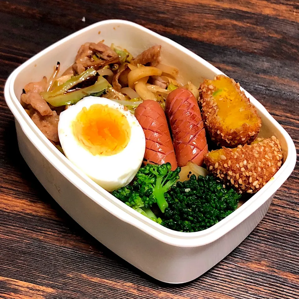 今日のお弁当♬ 20180413
#焼うどん|いしくん。（たまご王子🥚🐣🐥🐔）さん