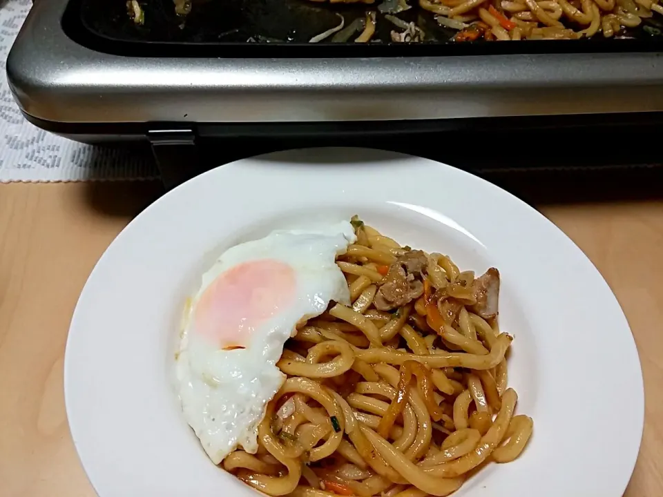 ホルモン焼きうどん|かなりんさん