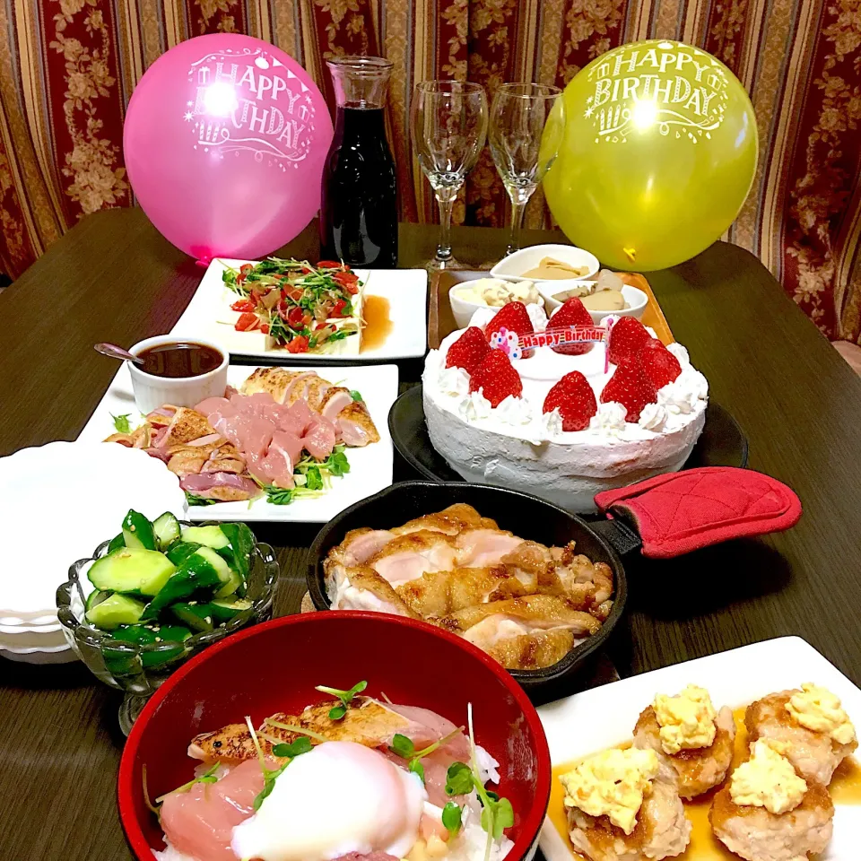 息子のお誕生日🎂🎉おめでとう🍾鶏刺しで 鶏ユッケ丼🐓|Kiyomiさん