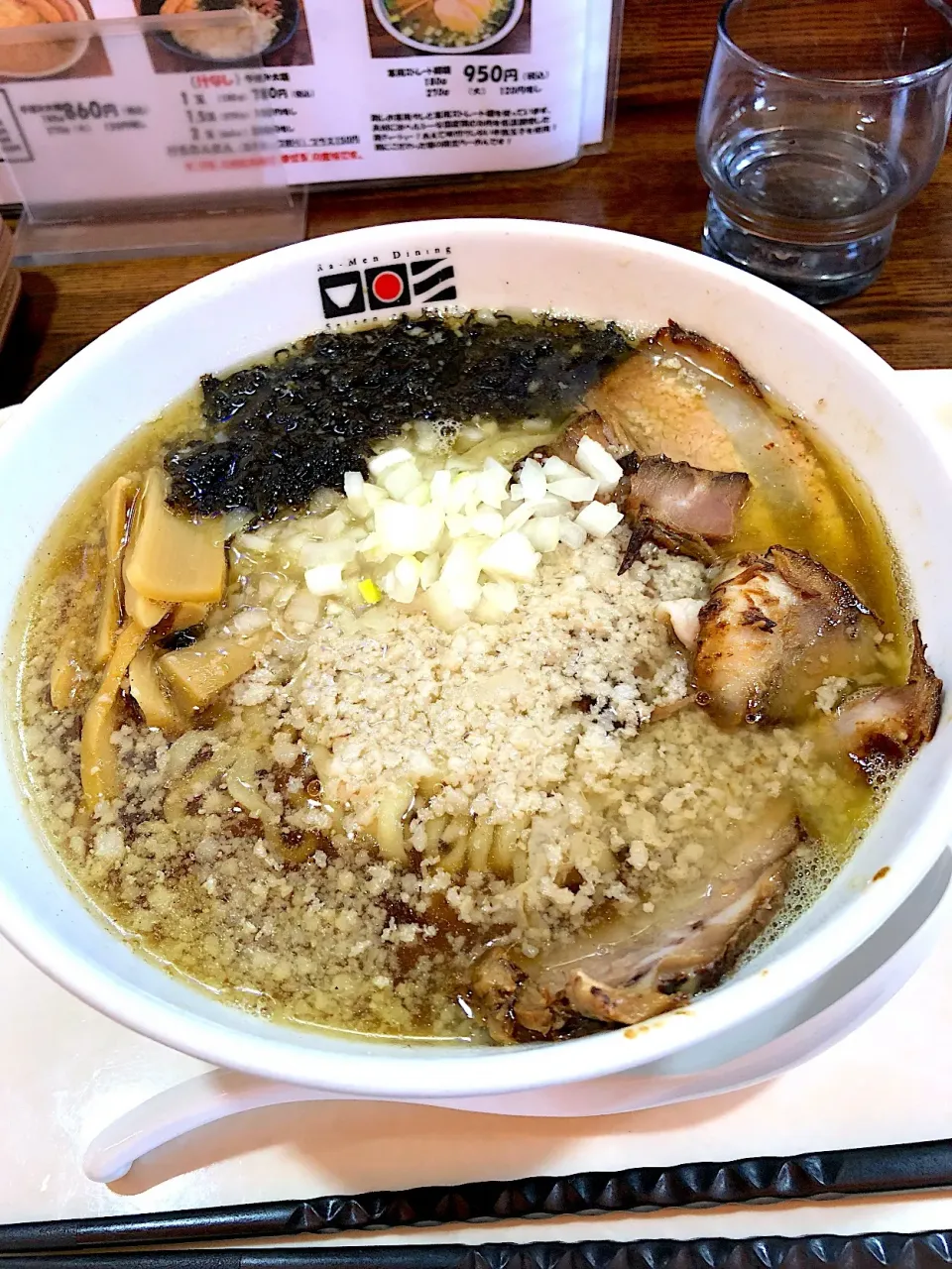 Snapdishの料理写真:晴天の風 背脂煮干しラーメン|たびもかさん