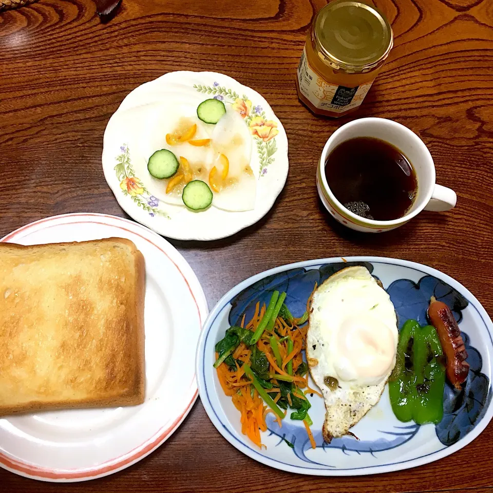 朝ごはん🍳|めいこさん