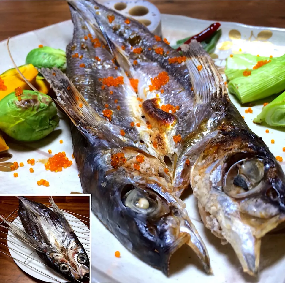 自家製トビウオの背開き干し焼き🐟🌷|ぱぴこ家さん