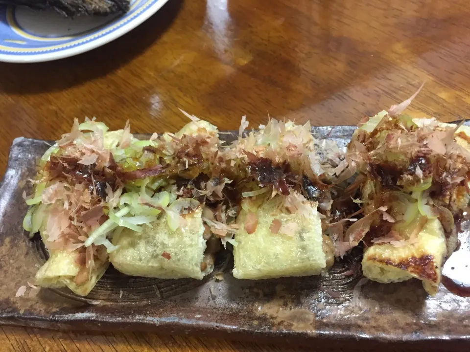 おつまみ♪  納豆をお揚げに入れて焼きました|さんだーさん