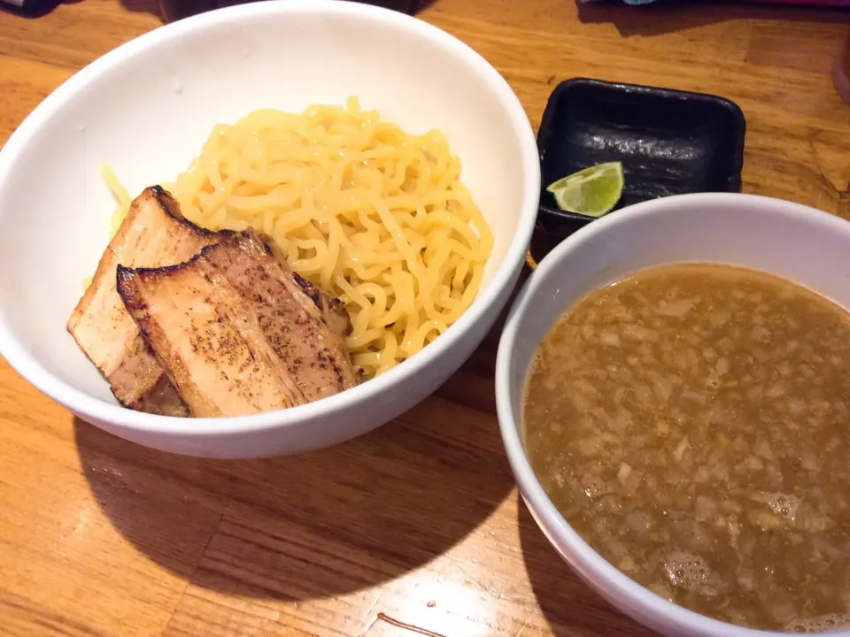 Snapdishの料理写真:ゴルフ⛳️🏌️‍♂️後反省会🍜
2軒目
お隣さんの三四郎さん😂@江古田駅前|アライさんさん