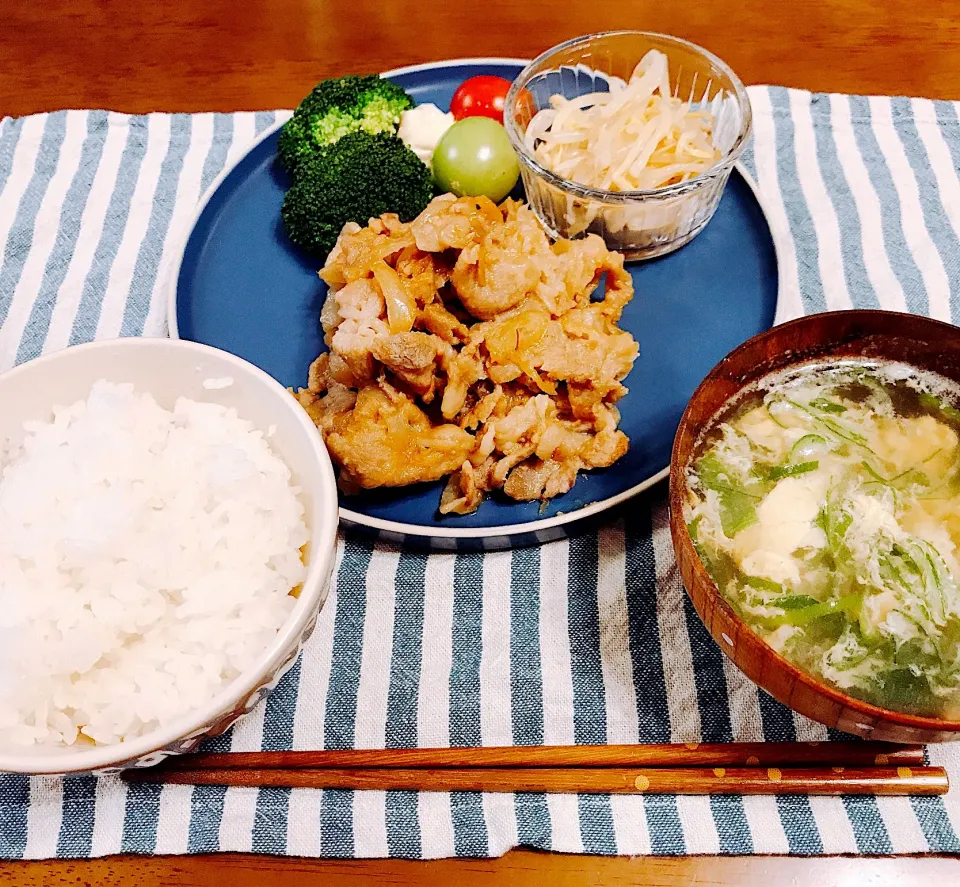 Snapdishの料理写真:醤油麹で作った豚の生姜焼き #醤油麹  #豚の生姜焼き|ようこさん