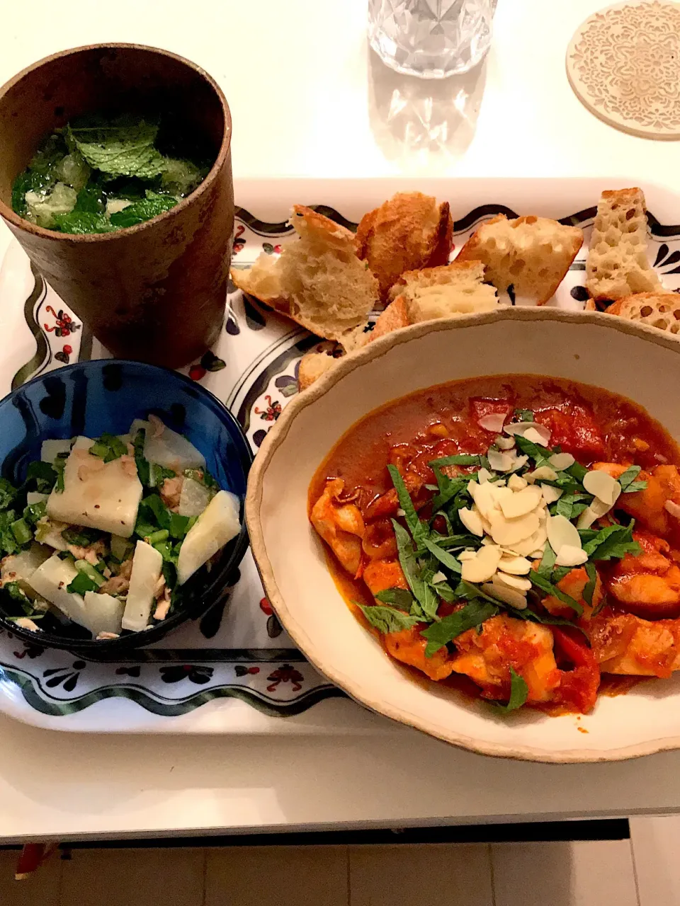 チキンの和風トマト煮&かぶとツナの温サラダ|Yuki Kamogawaさん