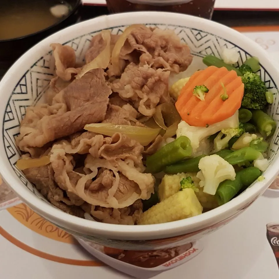 吉野家の牛丼☺ 美味しかった|まるまるさん