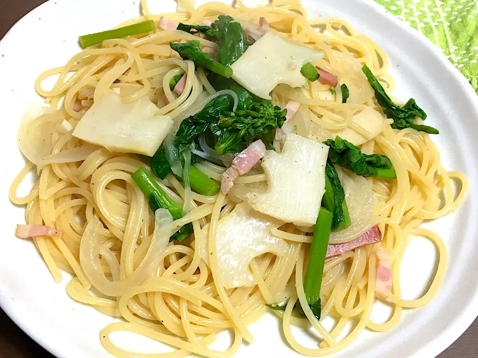 Snapdishの料理写真:筍と菜の花のパスタ|みえさん