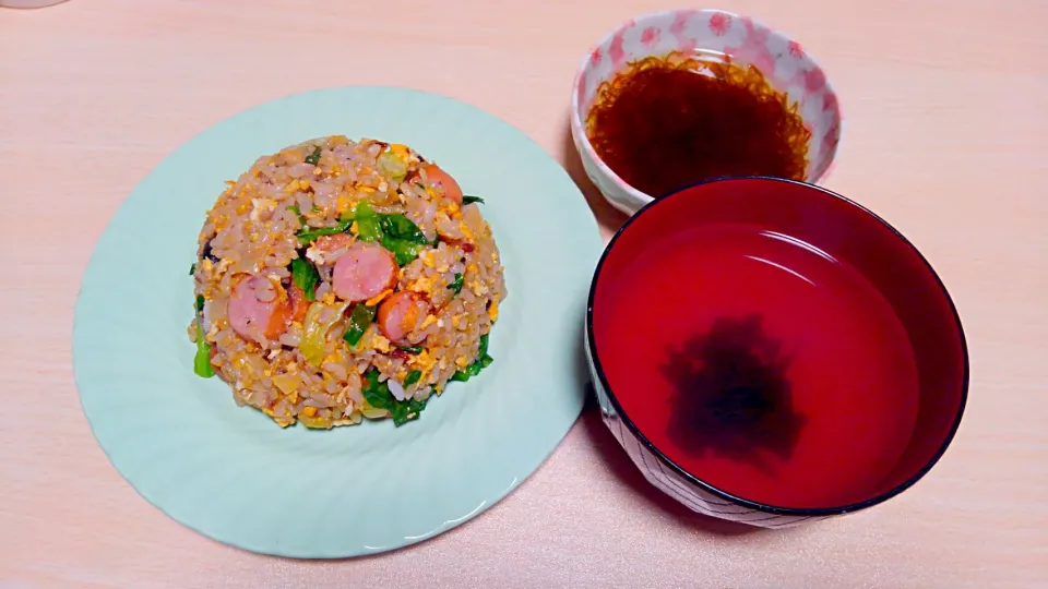 ３月２３日　レタス炒飯　もずく　わかめスープ|いもこ。さん