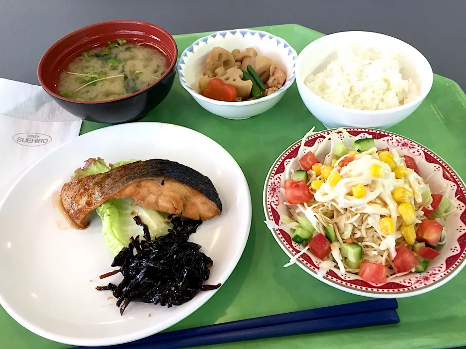 鮭の生姜焼、鶏肉と蓮根の煮付、スパゲティサラダ|Tadahiko Watanabeさん