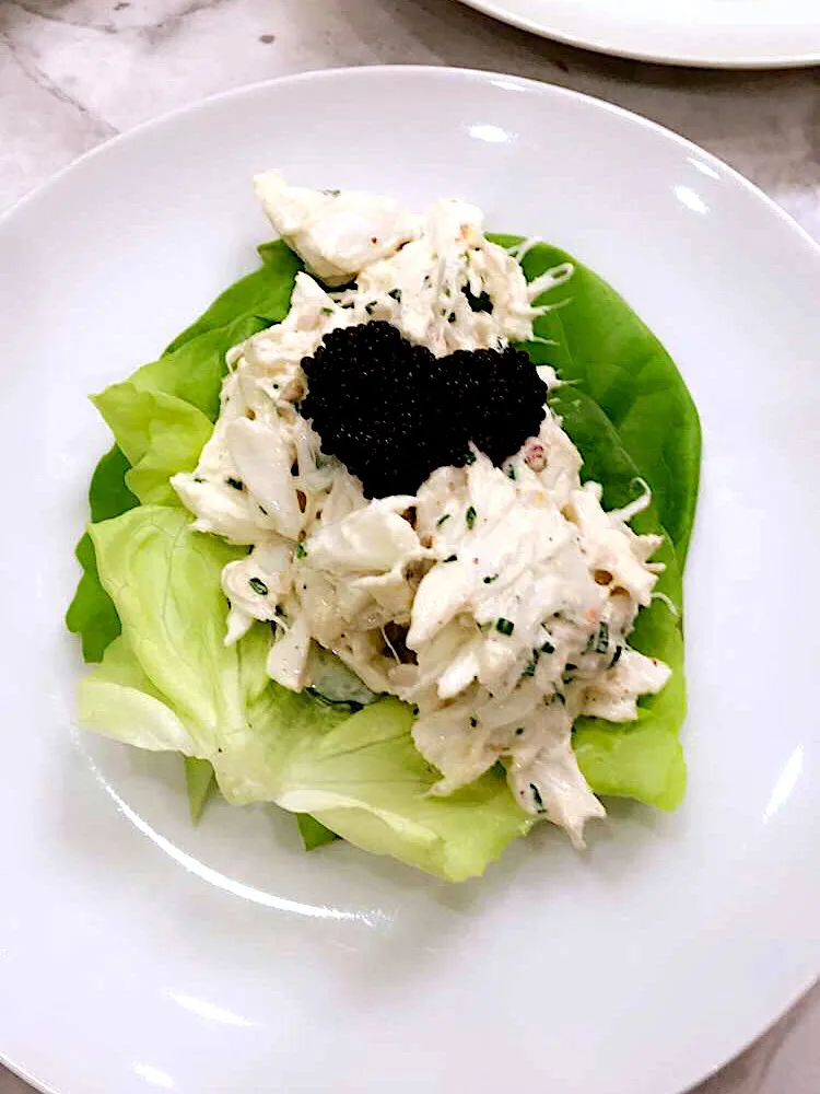 Crab Salad topped with Cajun Caviar|Milka Papricaさん