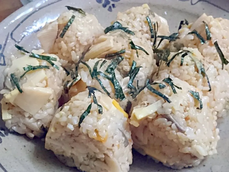 タケノコとワラビの炊き込みご飯炊き込みご飯♪ベジ|亜依さん