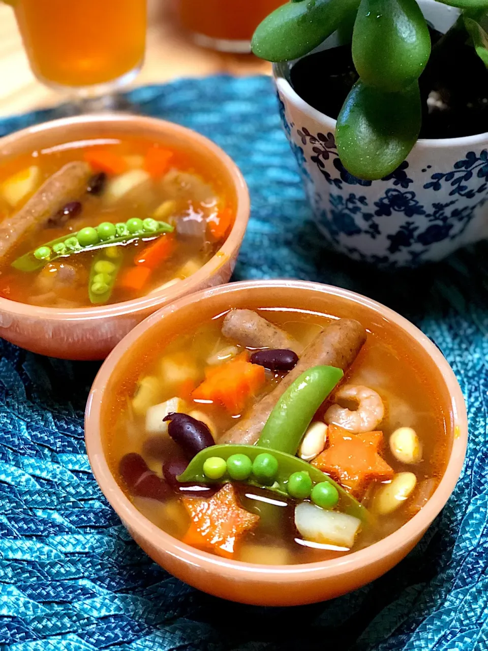 チョリソーとお豆と野菜のピリ辛スープ|シフォンさん