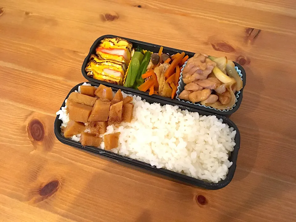 Snapdishの料理写真:鶏肉生姜焼き弁当|Emi Mikadoさん