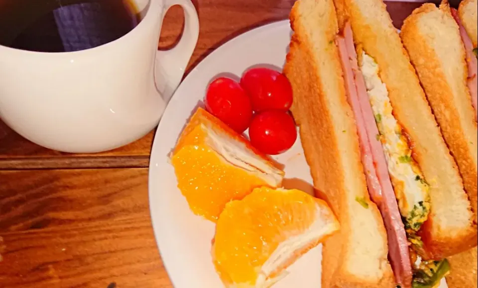 お昼ごはん*サンドイッチ*|h*lさん