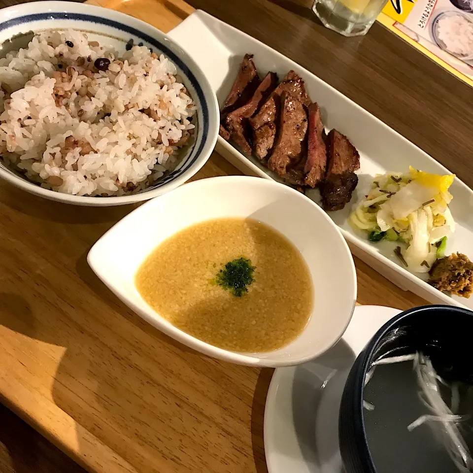 牛タン定食|ともこさん