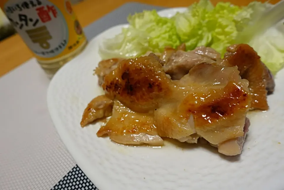 Snapdishの料理写真:簡単酢で！
鶏ももの照り焼き|こたろーさん