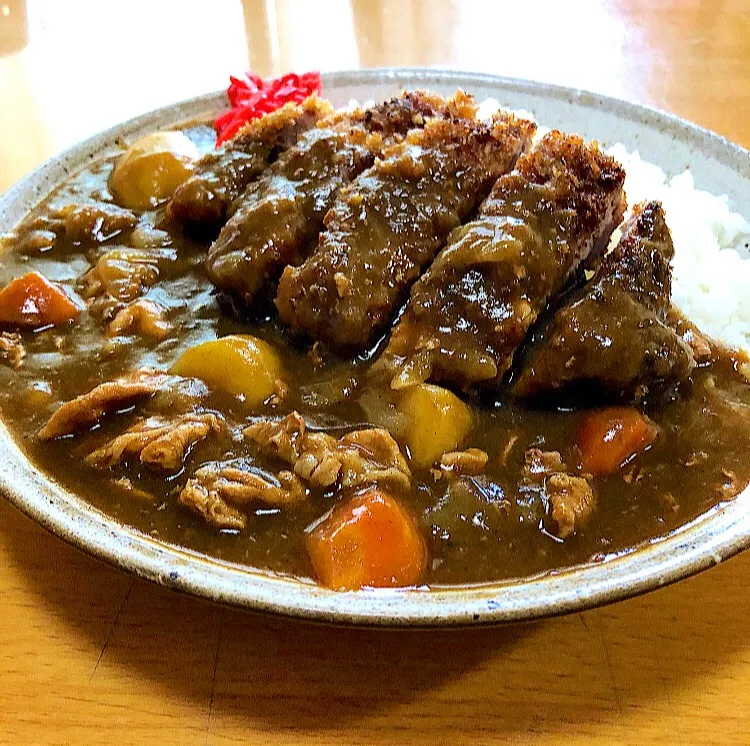 トマト🍅カツカレー金曜日はカレーの日|ガク魁‼︎男飯さん