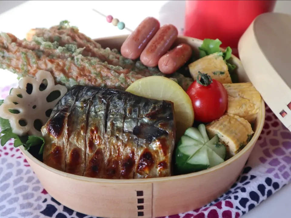 中学生男子弁当🍱
焼き鯖のり弁🐟|なかじー。さん