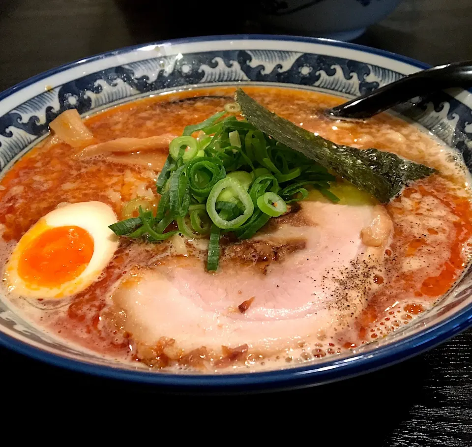 Snapdishの料理写真:晩ごはん⭐️⭐️🔆
ピリ辛れんげらーめん🍜|ぽんたさん