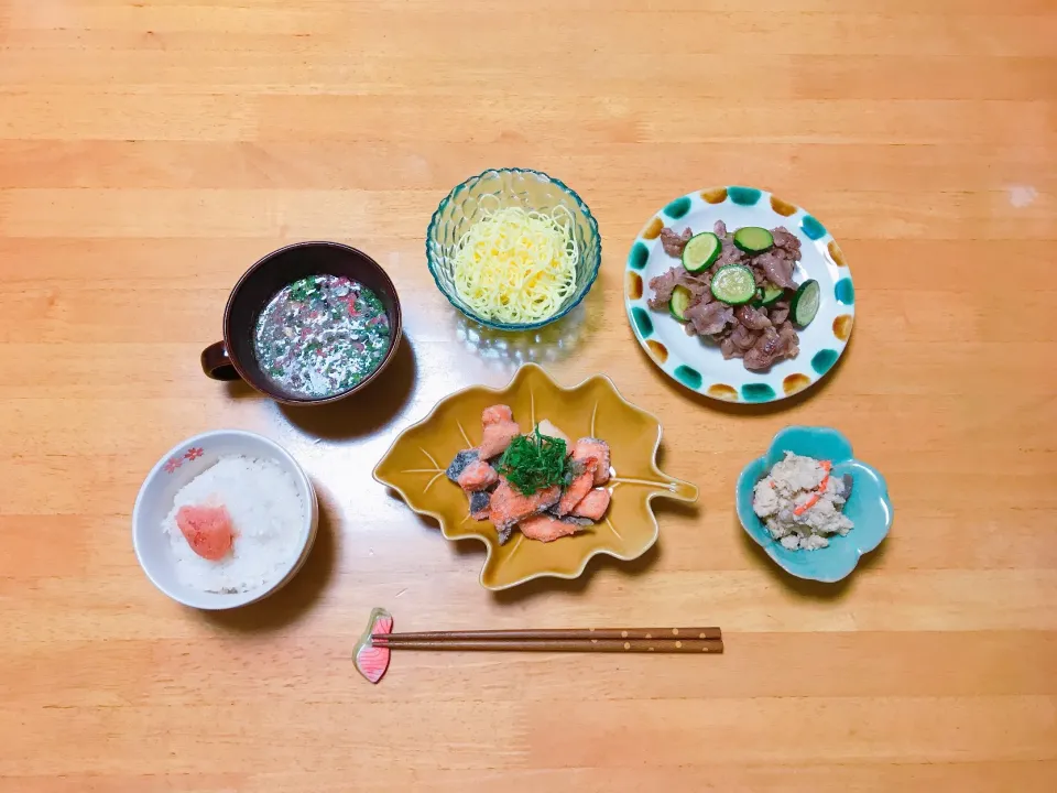 夕ごはん
鮭のからあげ
豚肉とズッキーニの甘辛炒め|ちゃみこさん