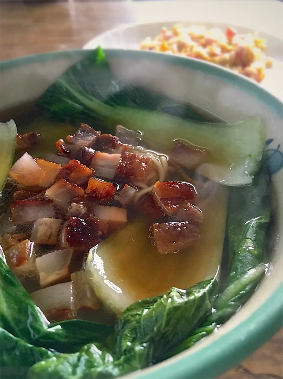 休日のお昼御飯
・煮豚と青梗菜のラーメン
・チャーハン|akiさん