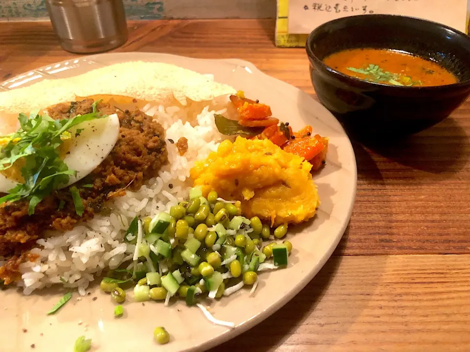 2種カレー (マトンキーマ＆エビカレー)
ライス大盛り|tadaroさん