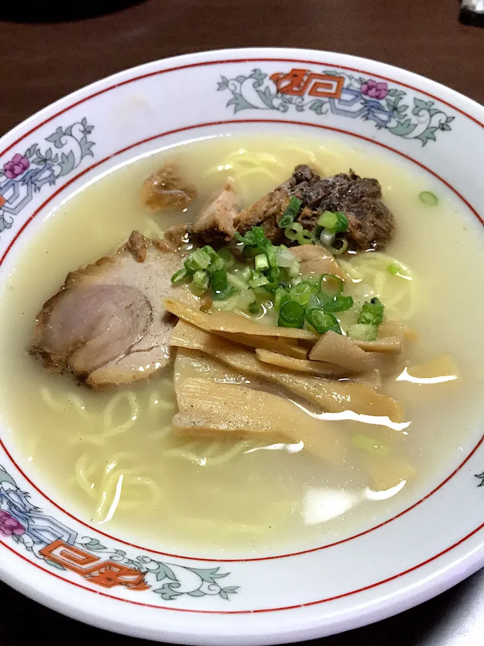 寿がきや とんこつラーメン🍜|sakiさん