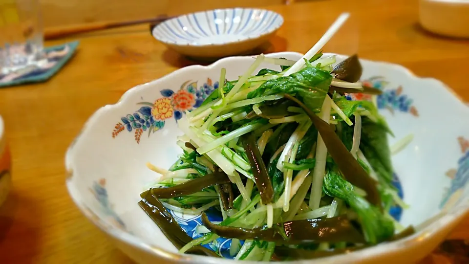 あまねこ🌿さんの水菜の浅漬け🌿シャキシャキ美味しい♡今夜はついつい箸がのびる一品✨🍻🎶|Naomi Furuyaさん