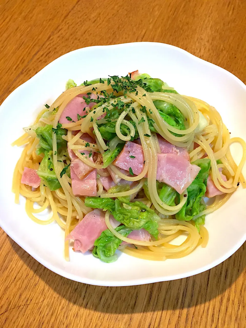 春キャベツとベーコンのパスタ|まつださんさん