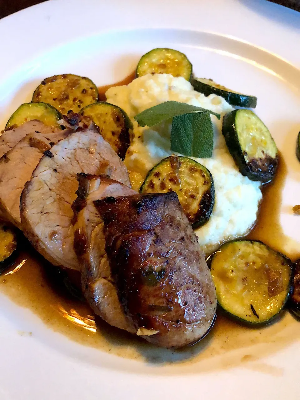 Pork tenderloin with zucchini and cauliflower purée with pan sauce|Chris Shannonさん