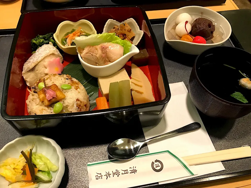 春のお弁当⭐️清月堂本店|小林美緒さん