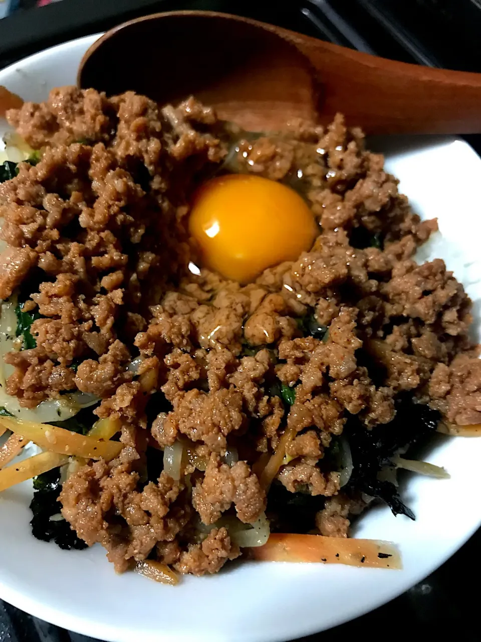 ひき肉を炒め ビビンバ丼|coronさん