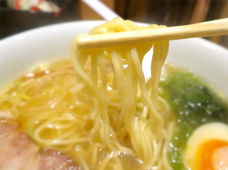 麺は細麺@ひるがお人形町店|Mickeeさん