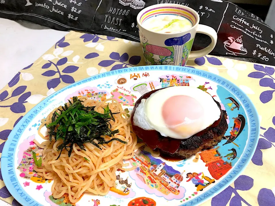 たらこ焼きそば  目玉焼きのせハンバーグ  クラムチャウダー|石川洋子さん