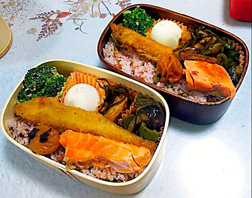 Snapdishの料理写真:今日のお弁当

切り昆布と薩摩揚げの煮物
ナスとピーマンの味噌炒め
半熟玉子
ブロッコリーのおかかマヨ和え
銀鮭の塩焼き
ししゃものフライ

カリカリ梅ちりめん|ボスママさん