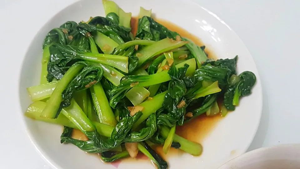 Stir fry xiao bai cai with light sauce and oyster sauce ~ Simple veggies♡|🌷lynnlicious🌷さん