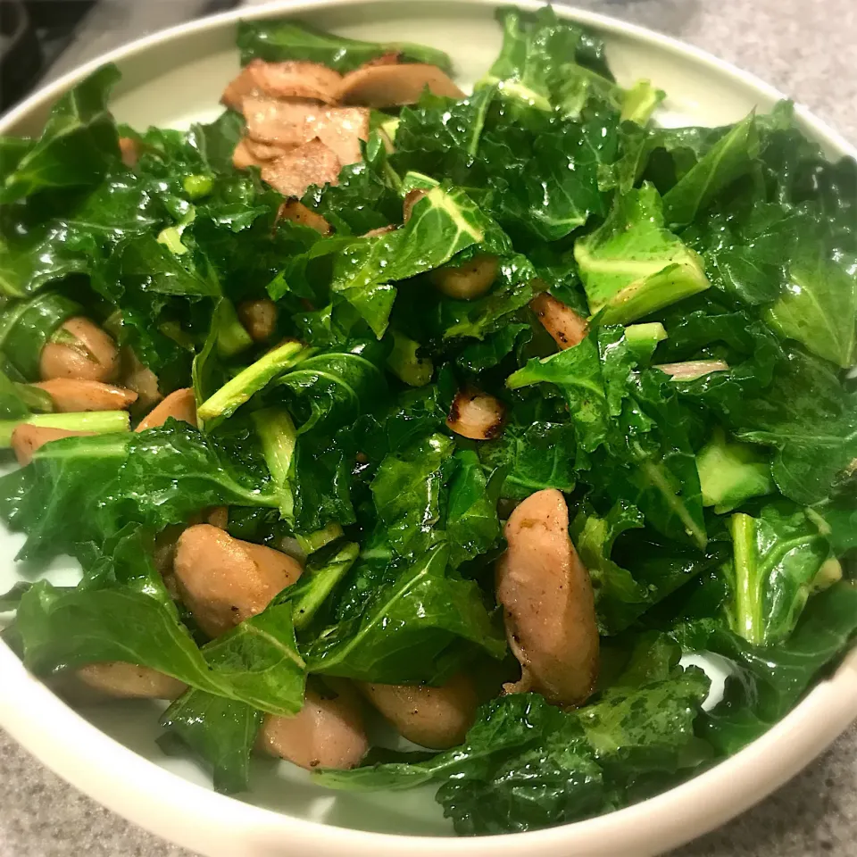 ケールのガーリックパウダー炒め #kale  #stir fry|Junya Tanakaさん