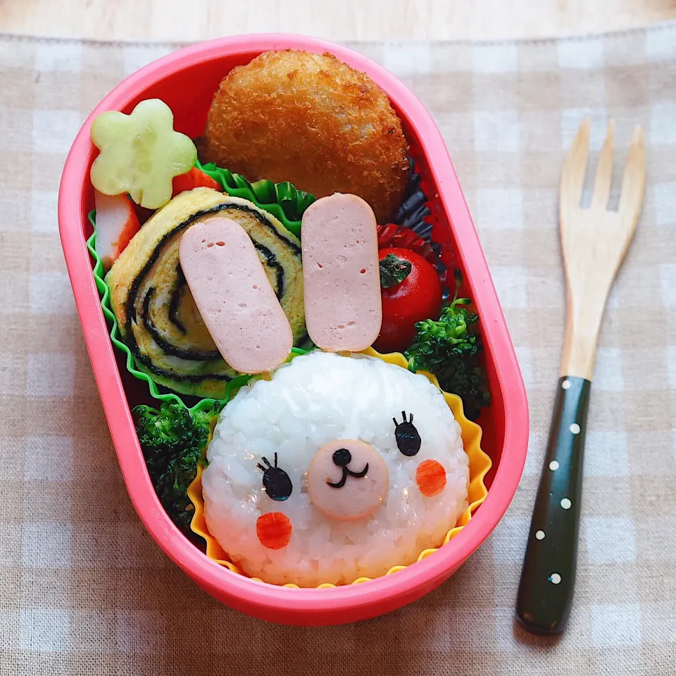 うさぎちゃん弁当🐰|K.Choさん