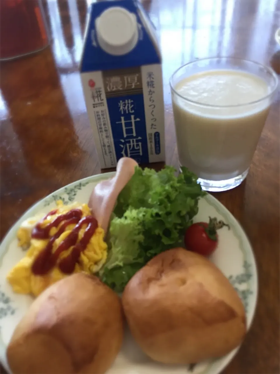 甘酒バナナスムージーで朝ごはん🍌|さんだーさん