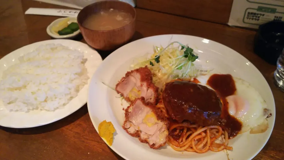 ハンバーグとチキンカツ定食|kamekameさん