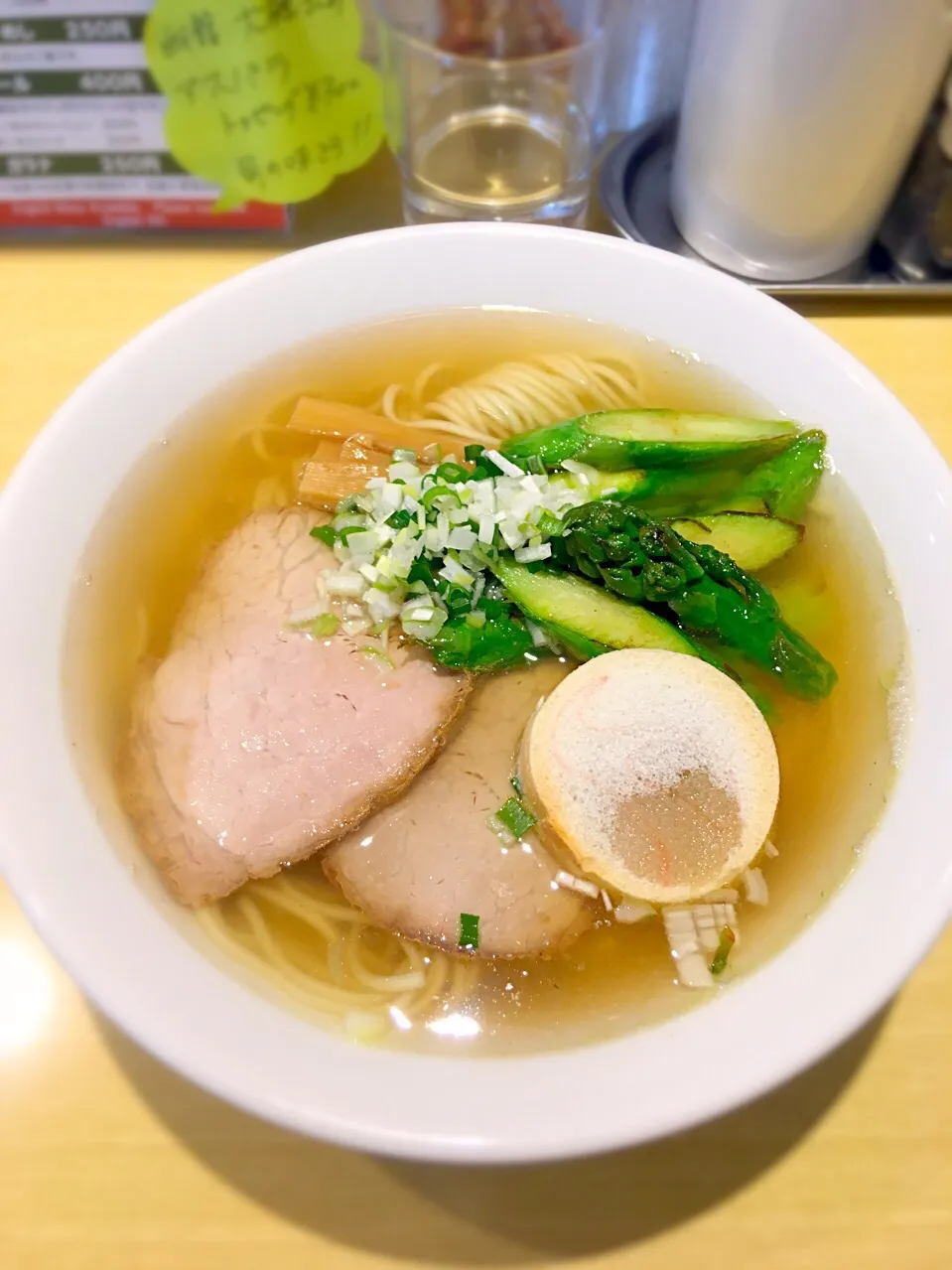 ラーメン＋函館産アスパラトッピング
@函館塩ラーメン五稜郭|morimi32さん