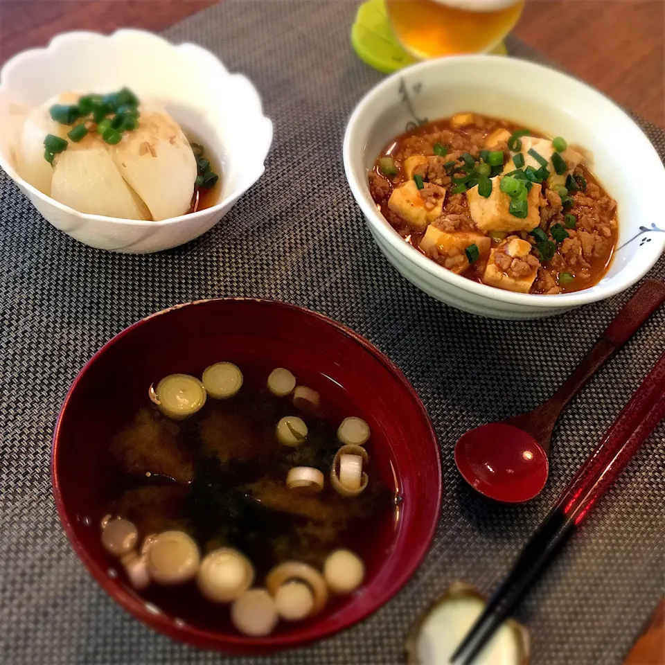 麻婆豆腐
新玉ねぎのレンジ蒸し
味噌汁|𓇼 Ⓢ Ⓗ Ⓘ Ⓝ Ⓞ Ⓑ Ⓤ 𓇼さん