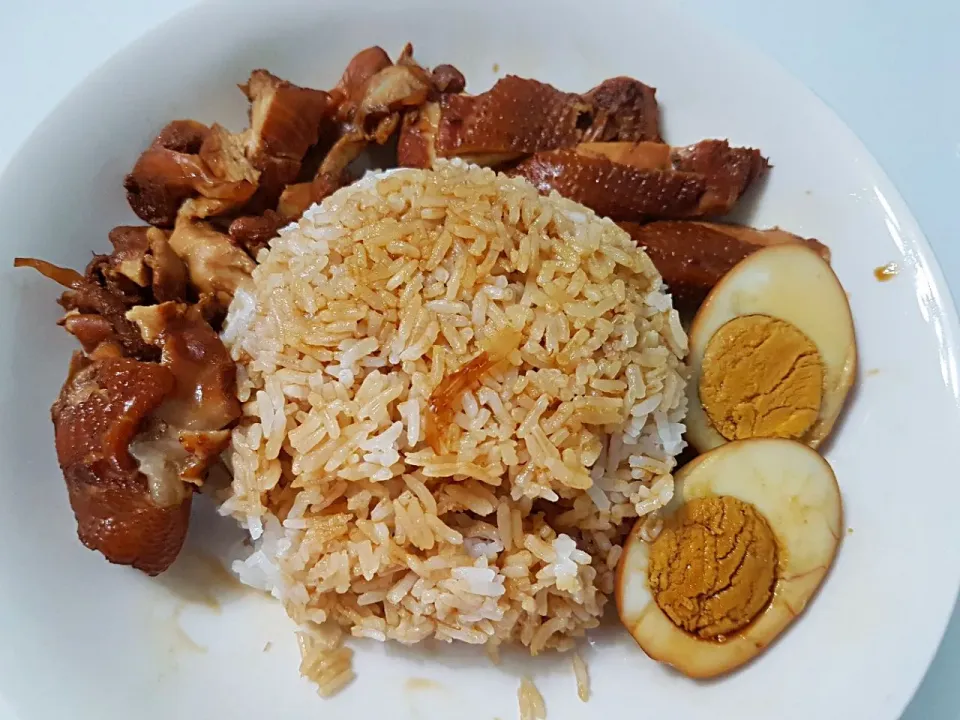 Braised boneless chicken rice lunch 😋|🌷lynnlicious🌷さん