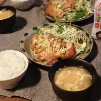 油淋鶏とマルコメ料亭の味で玉ねぎ・たまごのお味噌汁|まいぱんさん