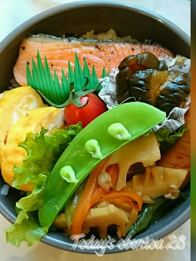 #我が家の働く息子弁当
魚魚の鮭の切り身バター焼きobentou🍱🍴|kimi=kimi🌼Kitchenさん