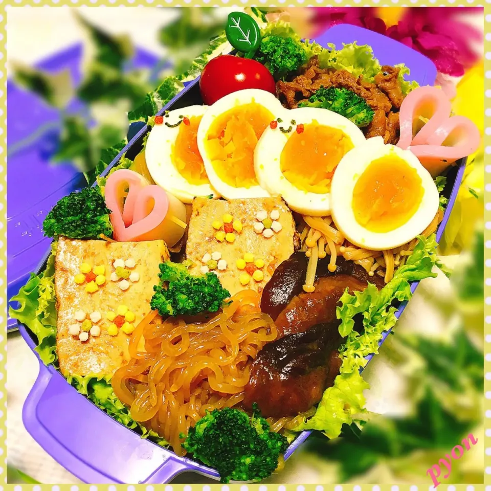 パパちゃんのお弁当(o^^o)
☆牛すき丼☆
 #お弁当  #キャラ弁  #デコ弁  #旦那弁当|ぴょんちゃんさん