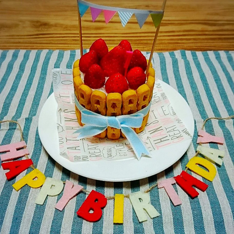 Snapdishの料理写真:1才の誕生日ケーキ！|chika_719さん