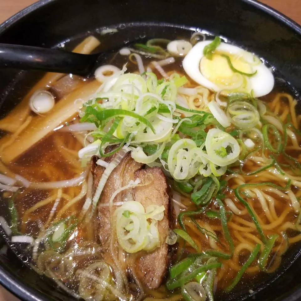 逸品楼の醤油ラーメン|Morito Kamiyaさん